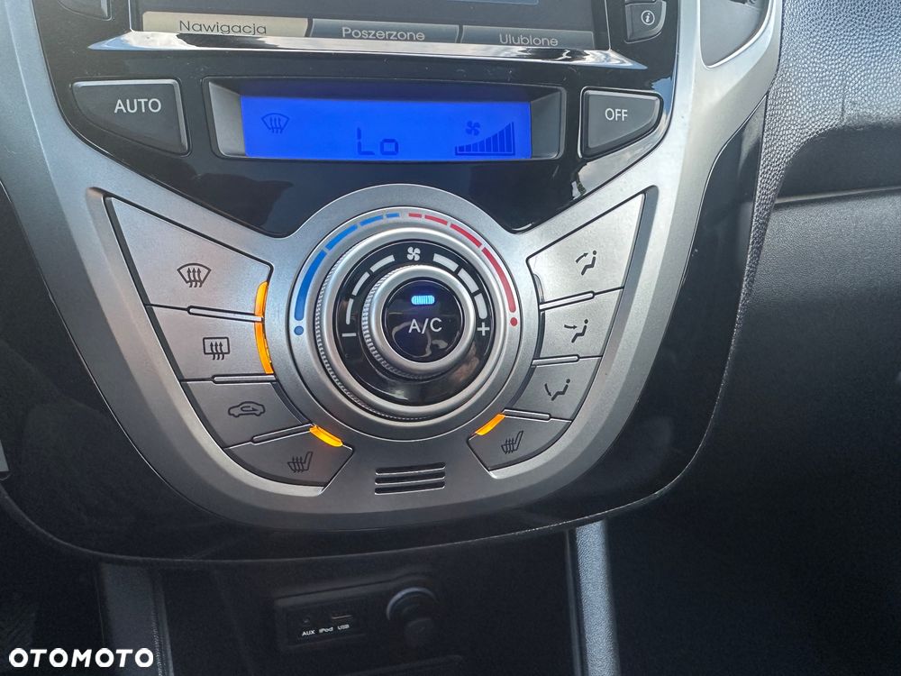 Hyundai ix20 1.6 Premium blue - 18
