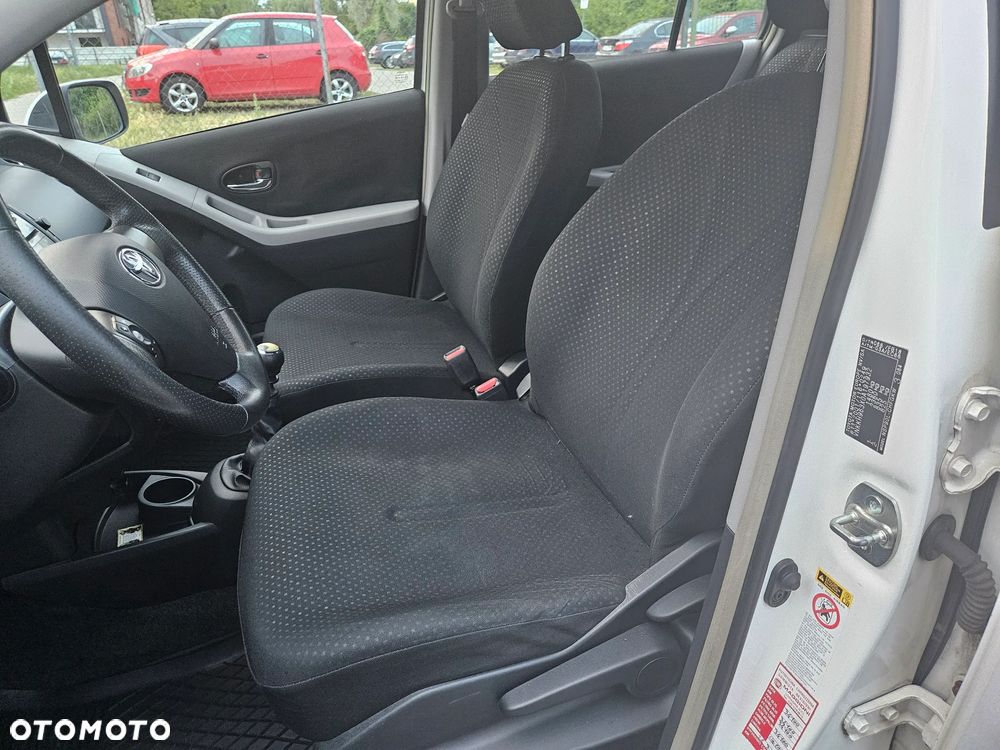 Toyota Yaris 1.33 VVT-i Life - 9