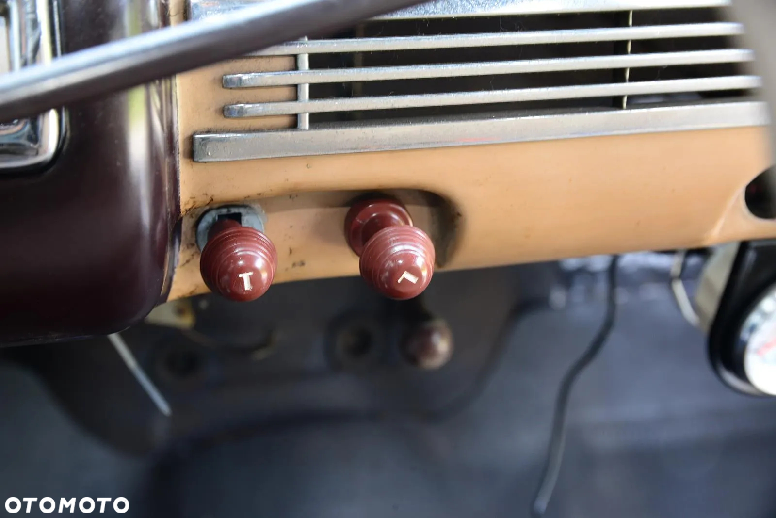 Ford Inny - 8