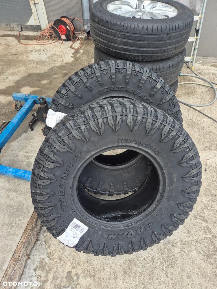 Jeep Wrangler Unlimited 3.8 Sport - 28