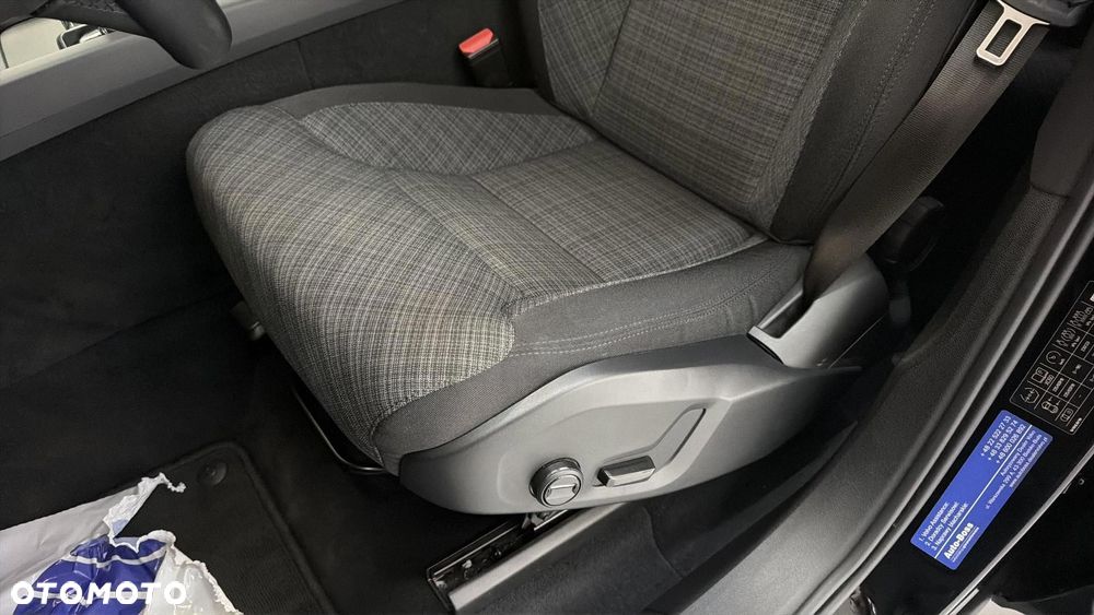 Volvo XC 60 B4 D AWD Core - 13