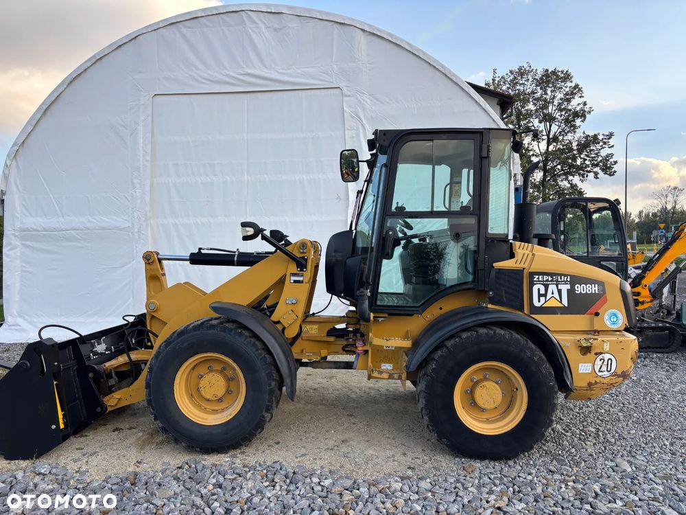 Caterpillar 908H - 2