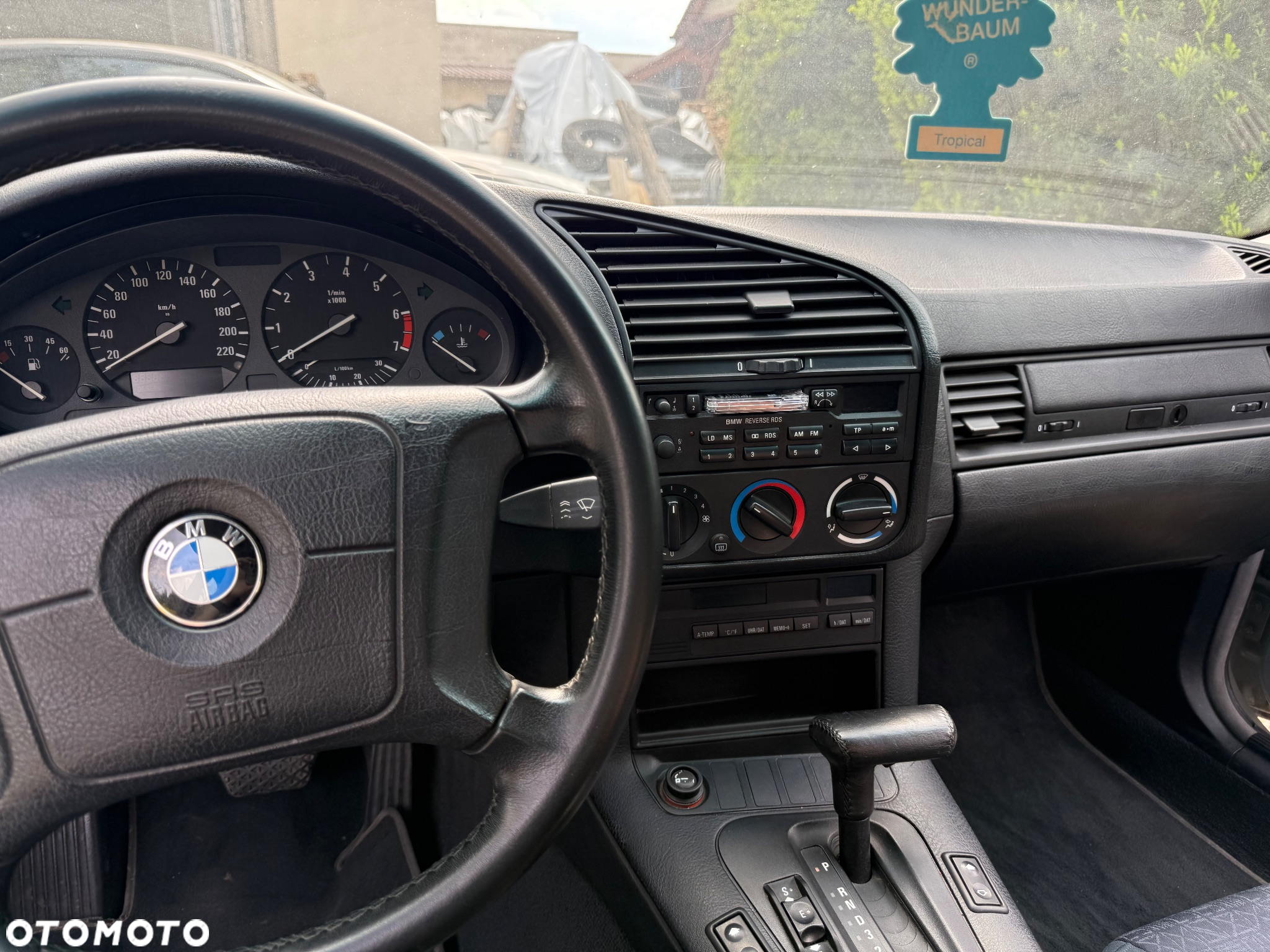 BMW Seria 3 316i - 11
