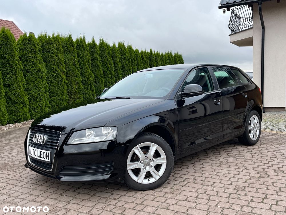 Audi A3 Sportback 1.6 Ambiente - 3