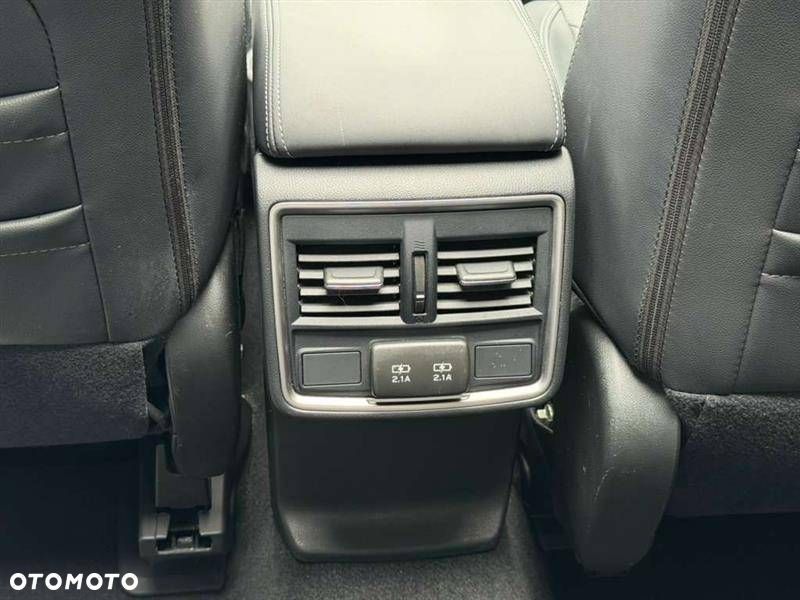 Subaru Forester 2.0 i Active Lineartronic - 23