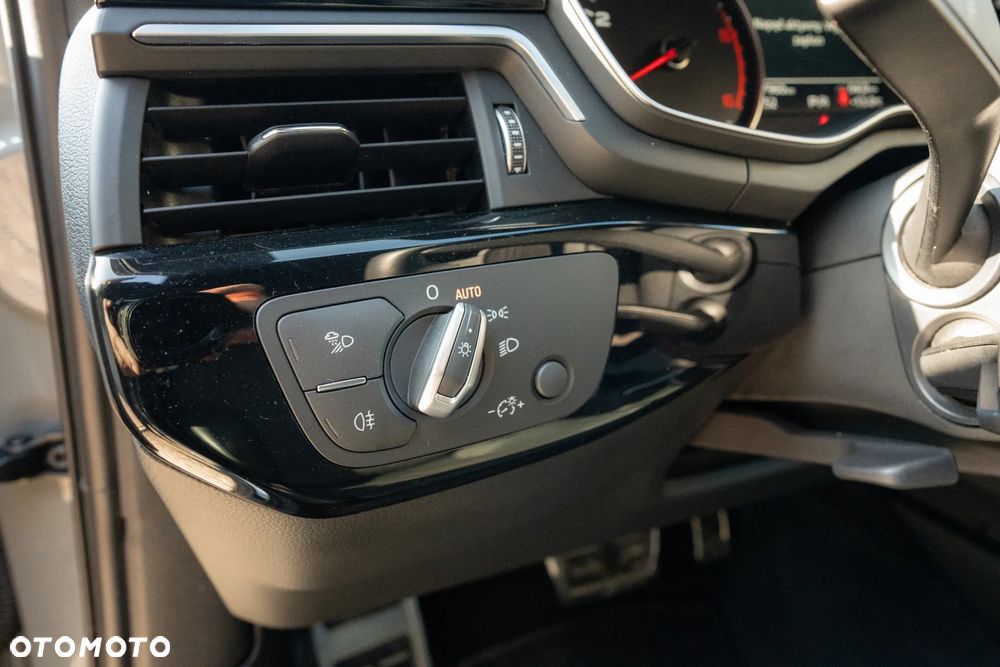 Audi A4 Avant 35 TDI S tronic advanced - 11