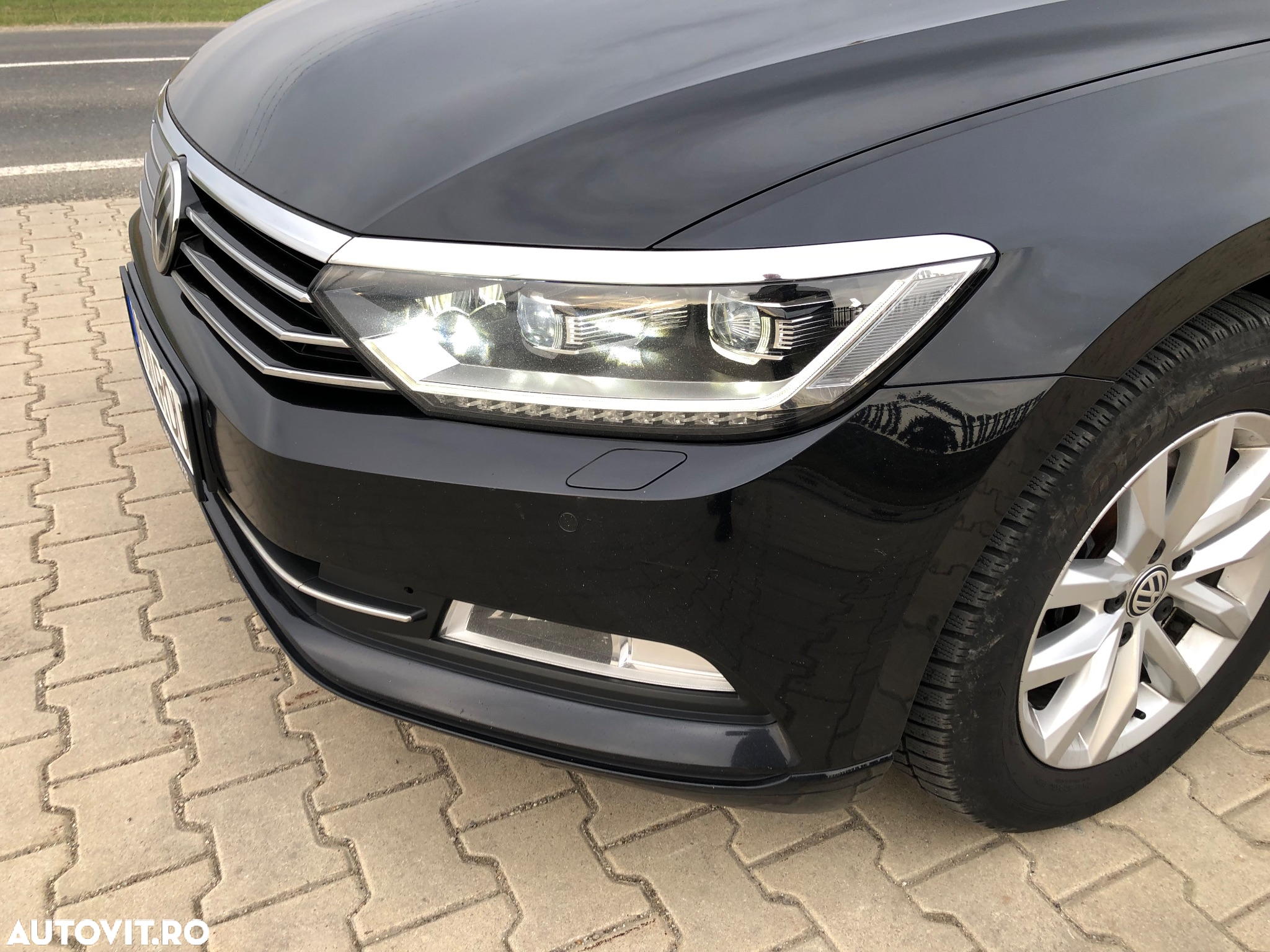 Volkswagen Passat Variant 1.6 TDI SCR DSG Business - 30