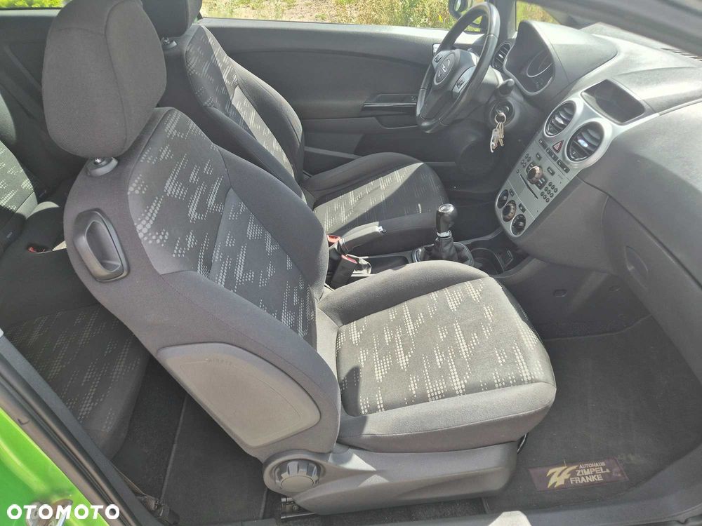 Opel Corsa - 7