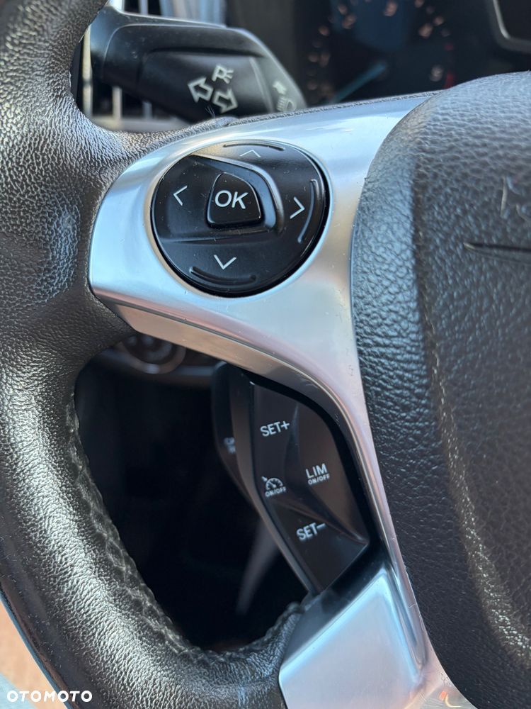 Ford Connect - 19