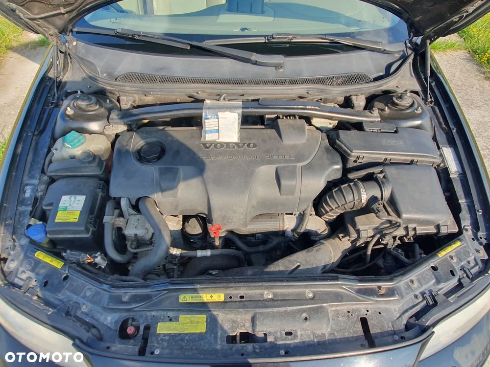 Volvo V70 2.4D5 - 15