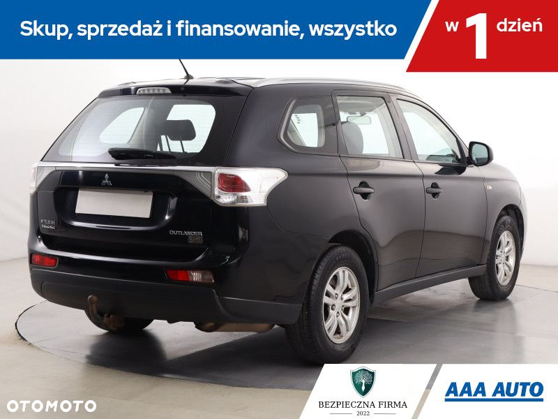 Mitsubishi Outlander - 6