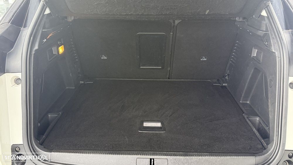 Peugeot 3008 1.2 PureTech Allure Grip Control EAT6 - 33