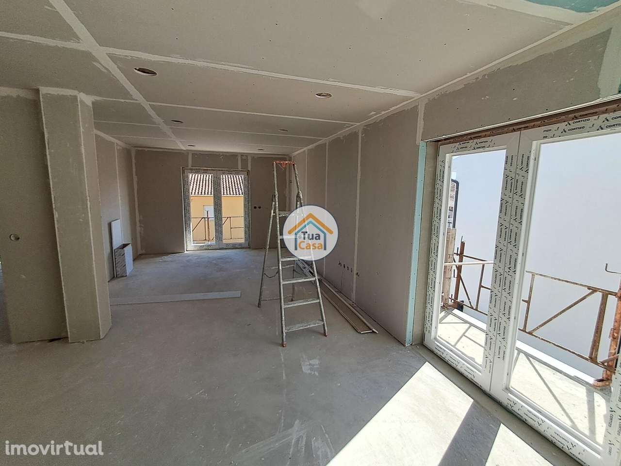 Apartamento T1 Duplex em Construção - Grande imagem: 4/23