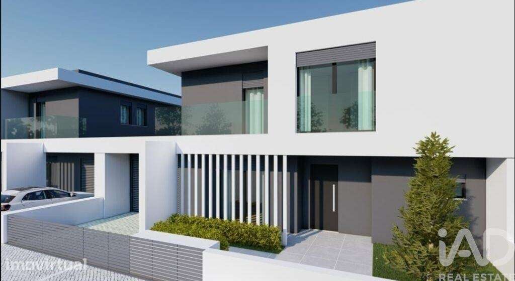 Casa / Villa T4 em Amora de 198,00 m2 - Grande imagem: 4/10