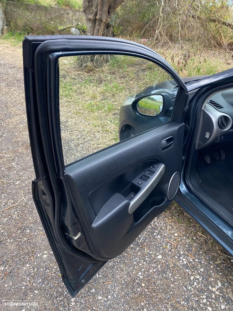 Mazda 2 1.3 MZR Exclusive - 38