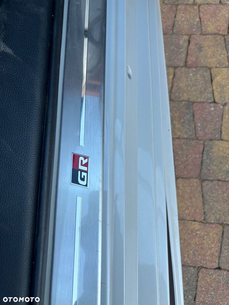 Toyota Corolla 2.0 Hybrid GR Sport - 26