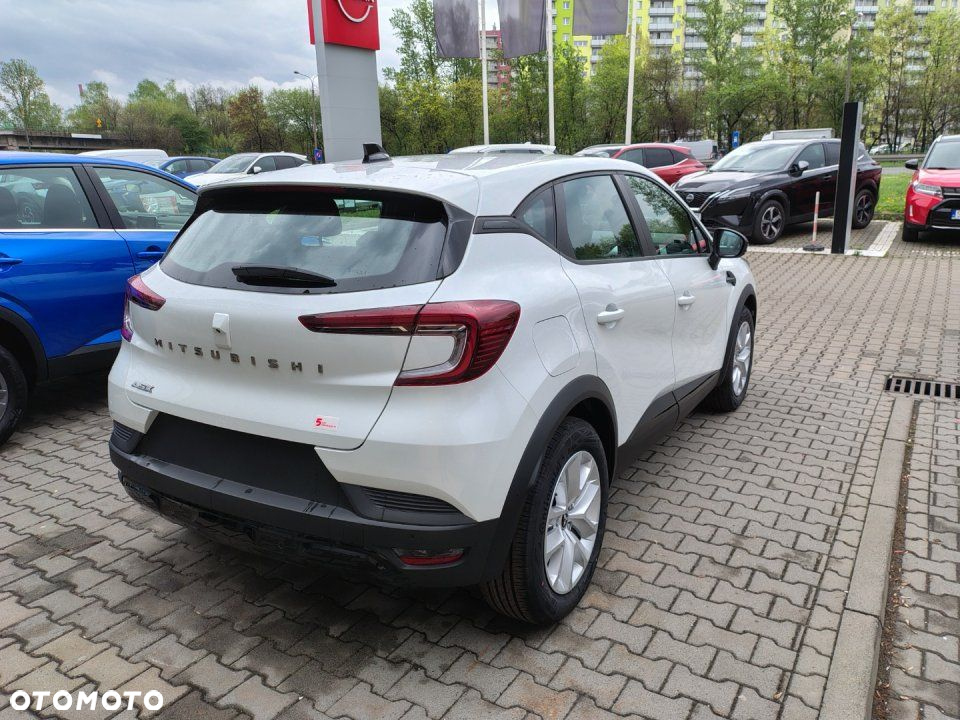 Mitsubishi ASX - 4