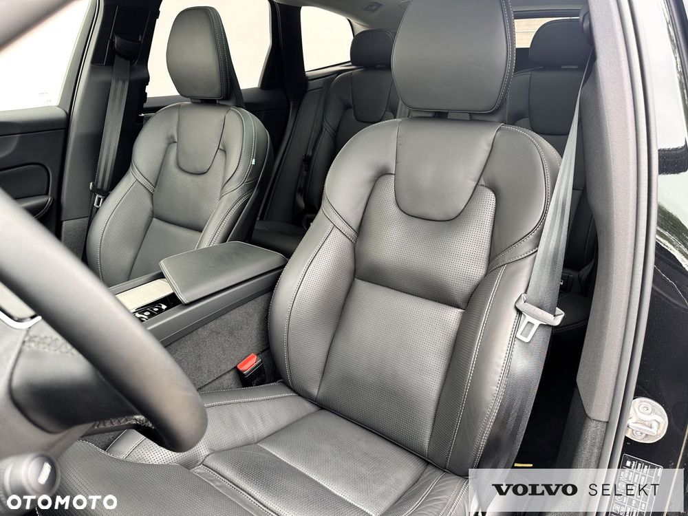 Volvo XC 60 - 24