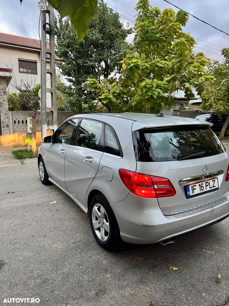 Mercedes-Benz B 180 CDI (BlueEFFICIENCY) 7G-DCT - 12