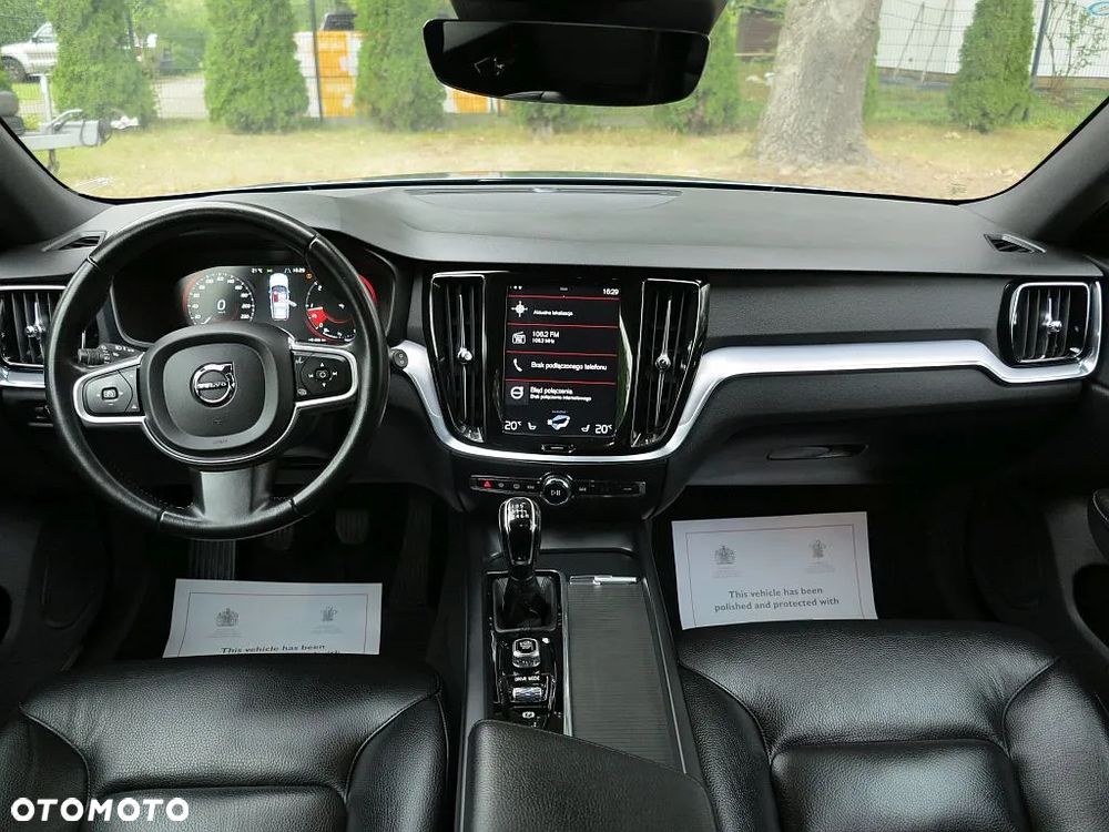 Volvo V60 D3 Momentum - 23