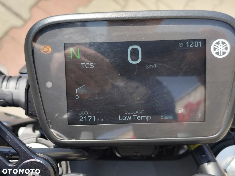 Yamaha MT - 5
