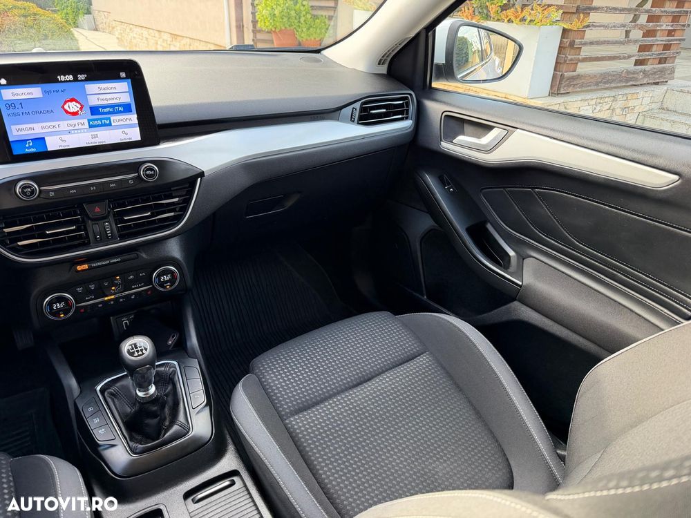 Ford Focus - 6