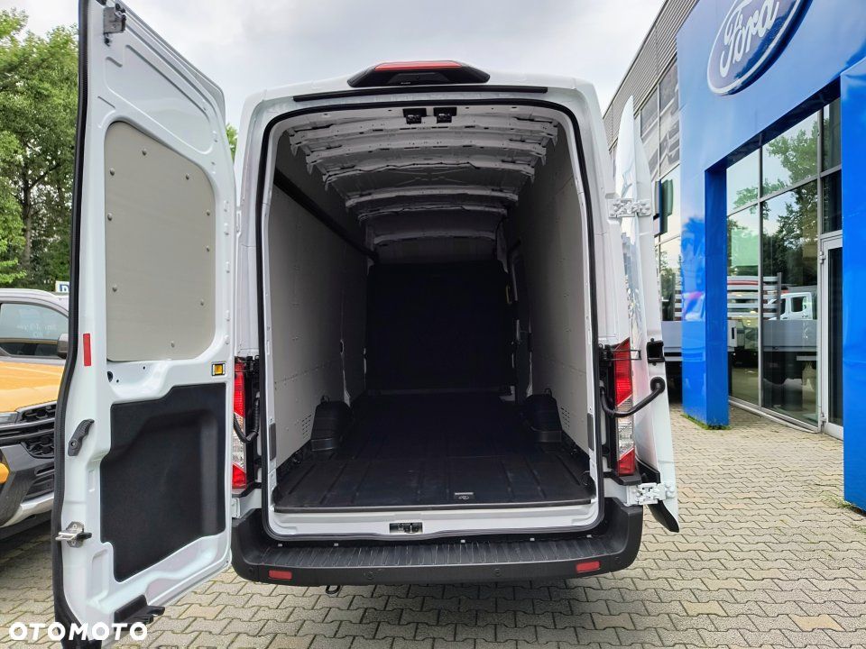 Ford Transit - 9