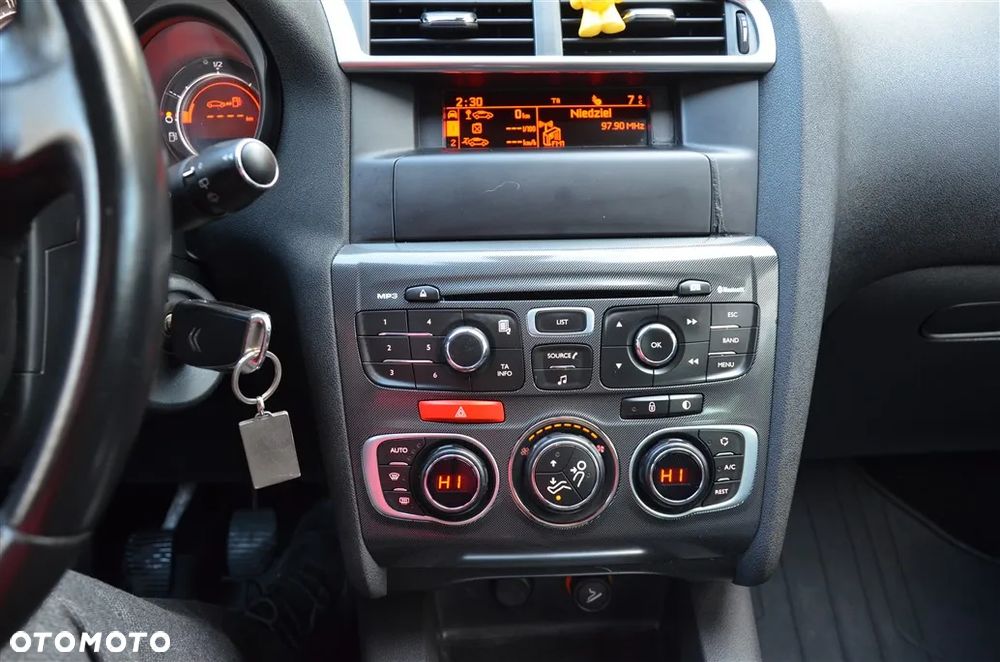 Citroën C4 1.6 VTi Exclusive - 25