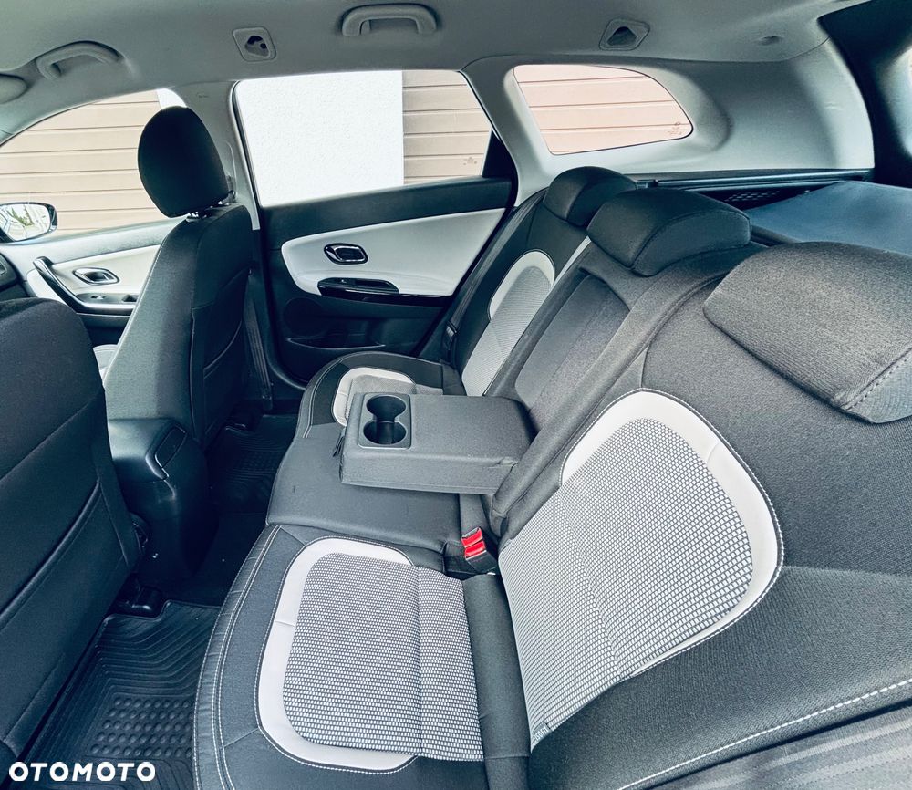 Kia Ceed 1.6 GDI Edition 7 - 16