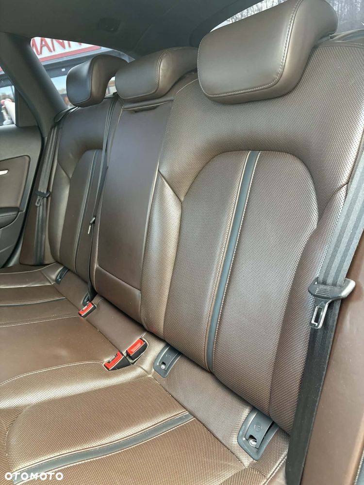 Audi A6 Avant 3.0 TDI DPF clean diesel quattro S tronic - 16