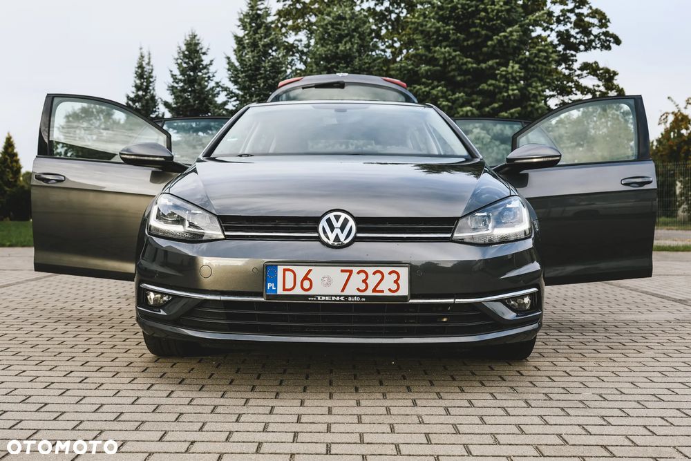 Volkswagen Golf 1.4 TSI BMT Highline - 23