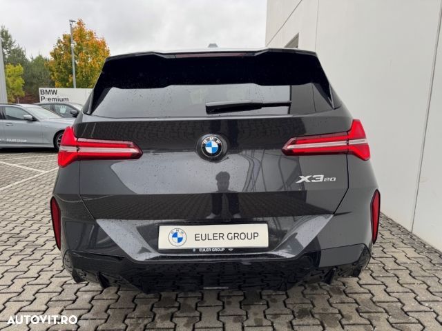 BMW X3 20 xDrive - 11