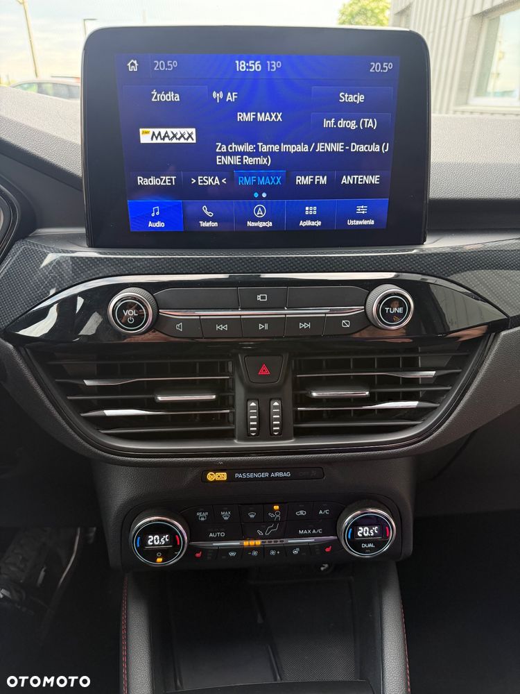 Ford Kuga 2.0 EcoBlue Hybrid ST-LINE X - 22