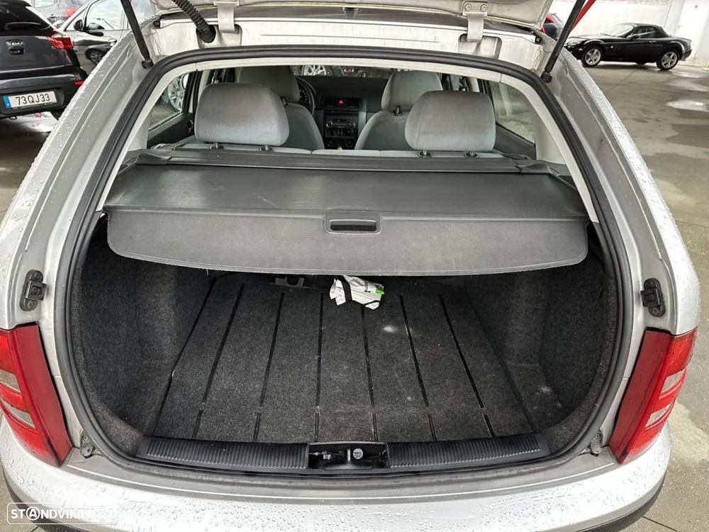 Skoda Fabia Break 1.4 Attractive - 5