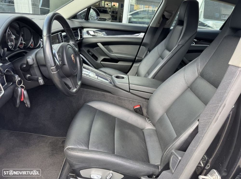 Porsche Panamera 4 PDK Edition - 10