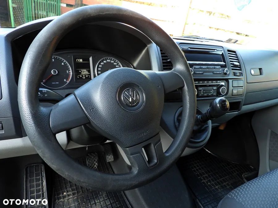 Volkswagen Caravelle BiTDI L2 Comfortline - 4