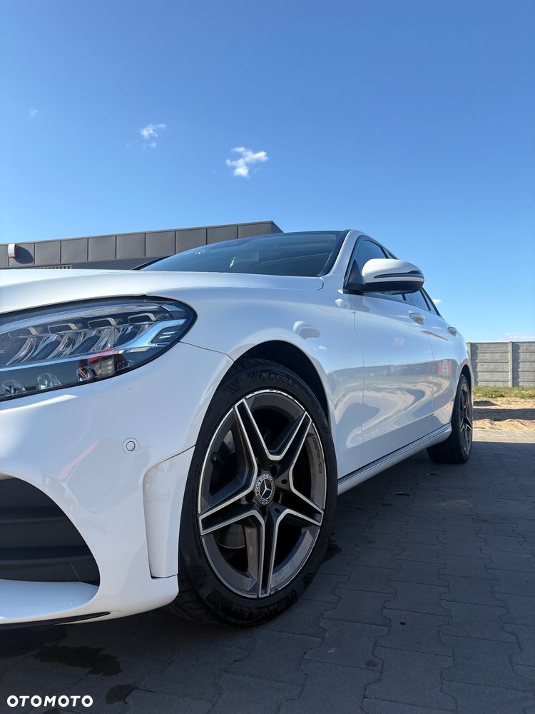 Mercedes-Benz Klasa C 220 d 9G-TRONIC AMG Line - 9