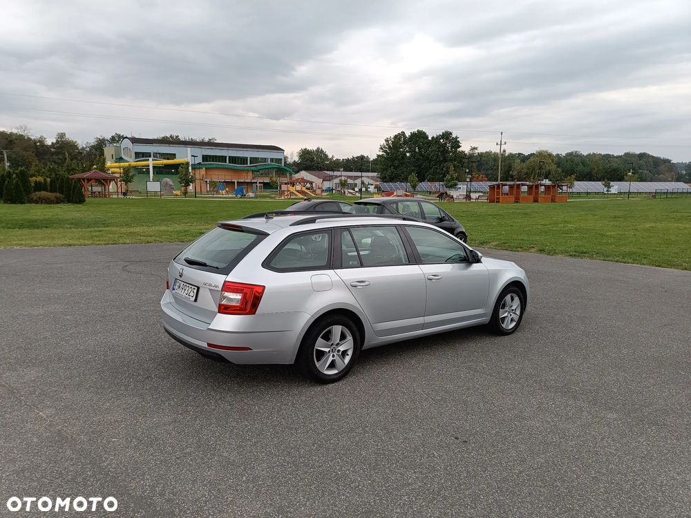 Skoda Octavia 2.0 TSI Clever DSG - 7