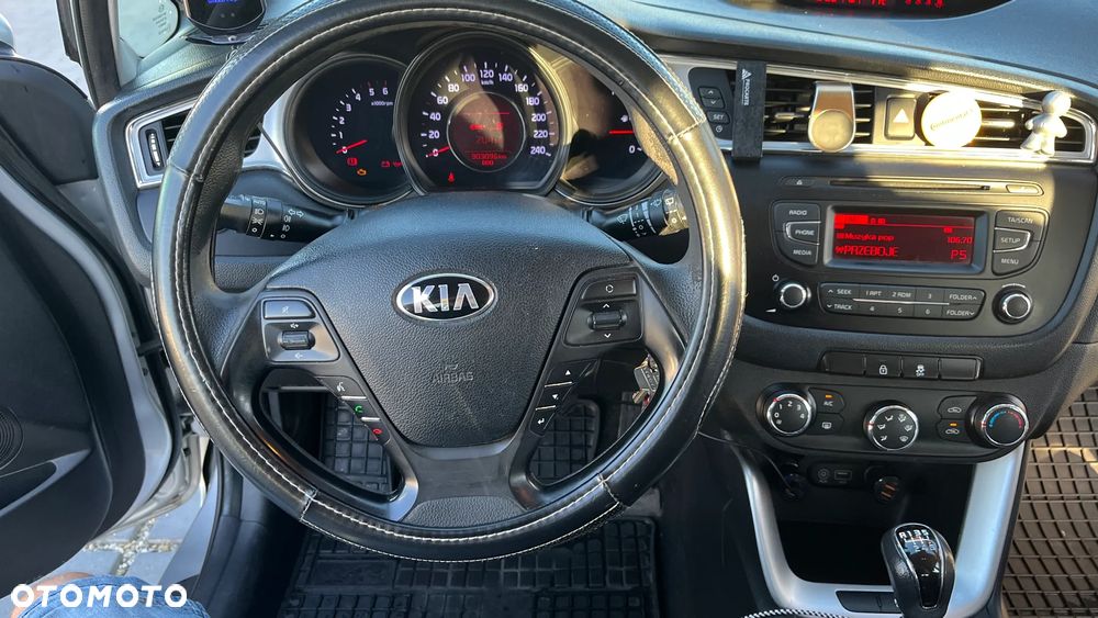 Kia Ceed 1.4 CRDi S - 12
