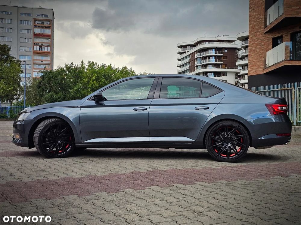 Skoda Superb 2.0 TSI 4x4 Sportline DSG - 9