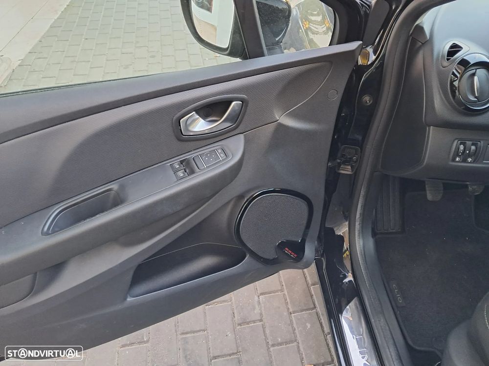 Renault Clio Sport Tourer 0.9 TCe Limited - 8