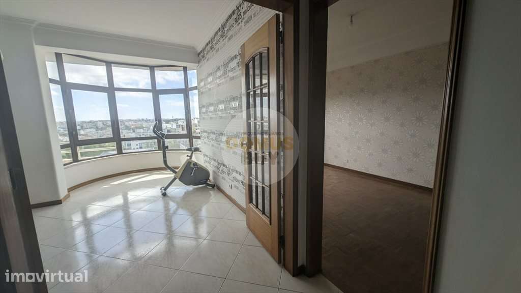 T3 TOTALMENTE MOBILADO | ELEVADOR | 2 WCS - CENTRO ALMADA - Grande imagem: 4/26