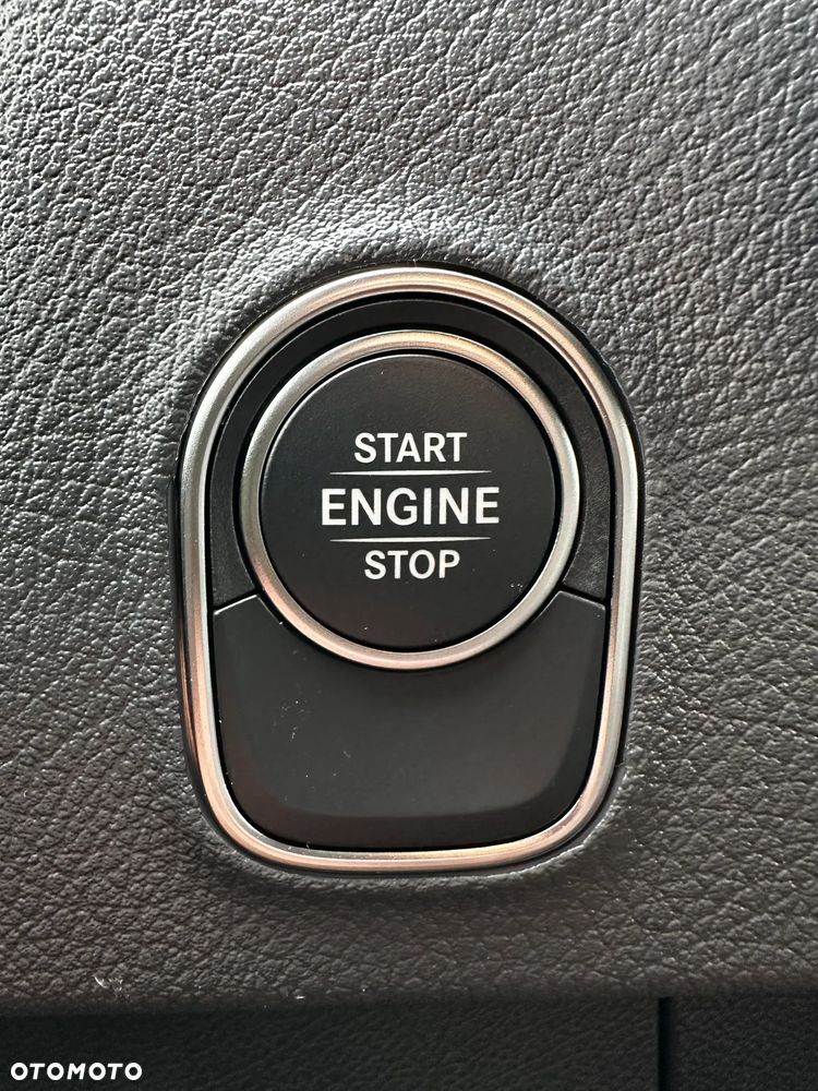 Mercedes-Benz Sprinter 319 CDI Furgon 3665 mm L2H2 - 34