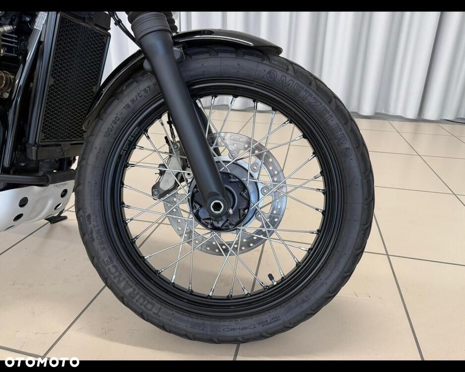 Triumph Scrambler - 11
