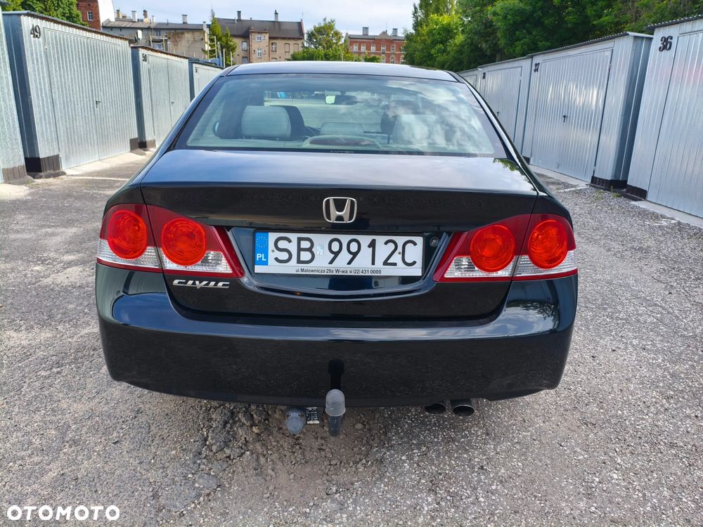Honda Civic 1.8 Comfort - 13
