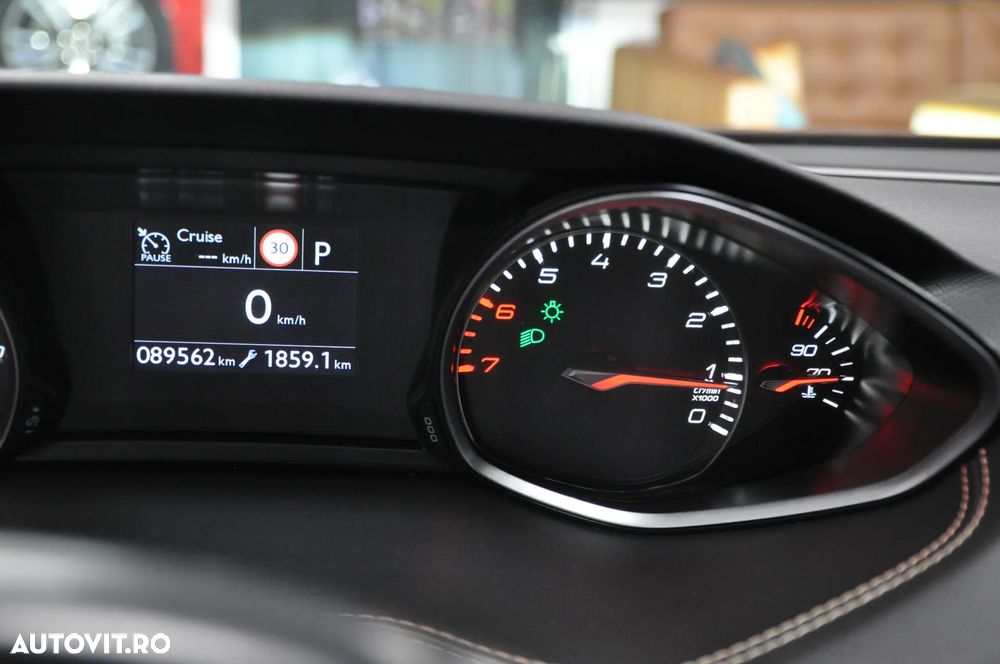 Peugeot 308 SW PureTech 130 GPF EAT8 Stop & Start GT - 17