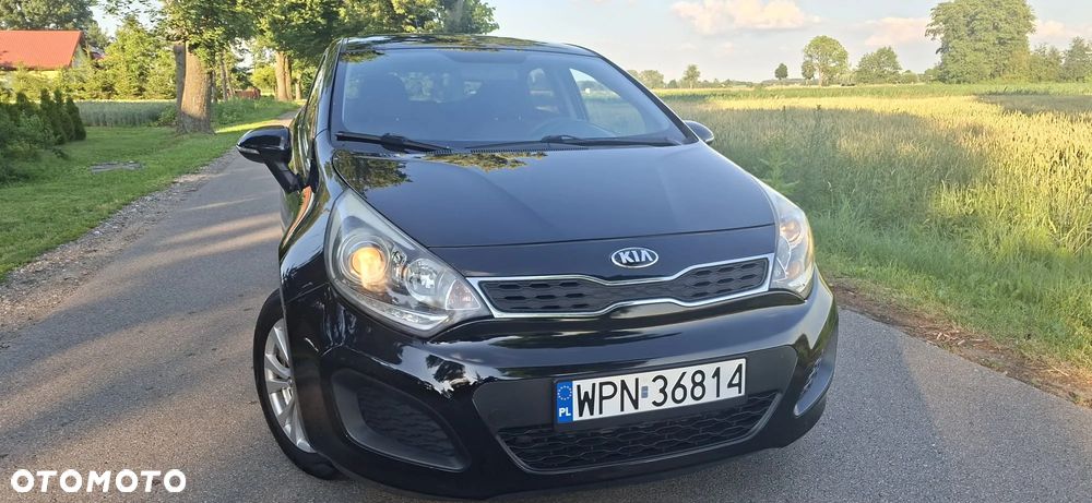 Kia Rio 1.2 Attract - 24
