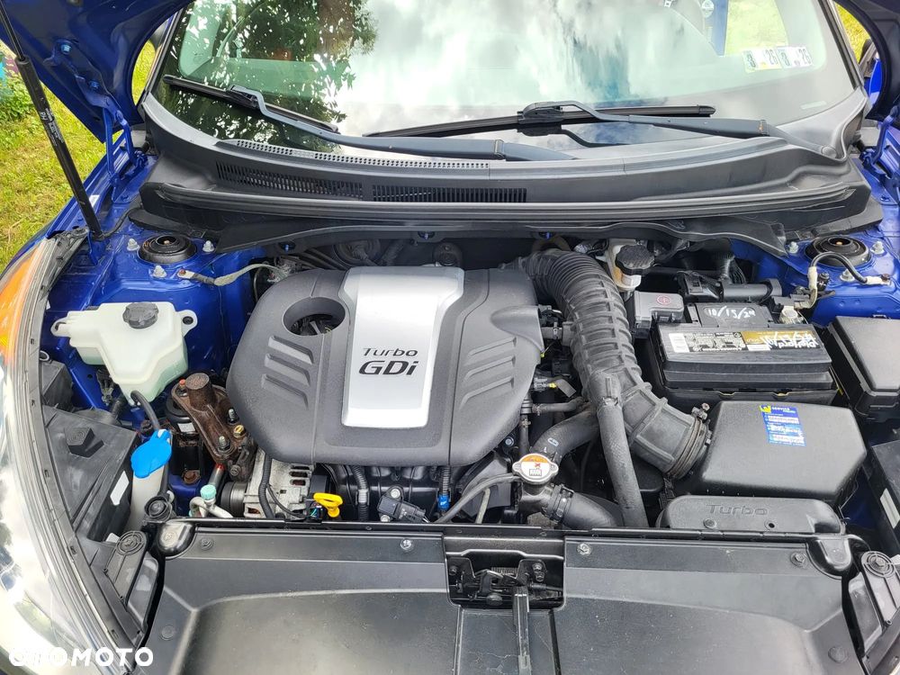 Hyundai Veloster - 21