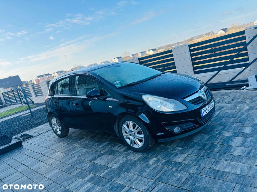 Opel Corsa 1.4 16V Cosmo - 1