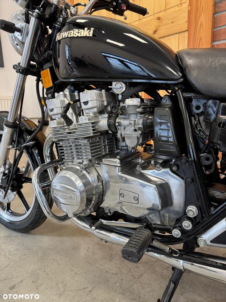 Kawasaki KZ - 19